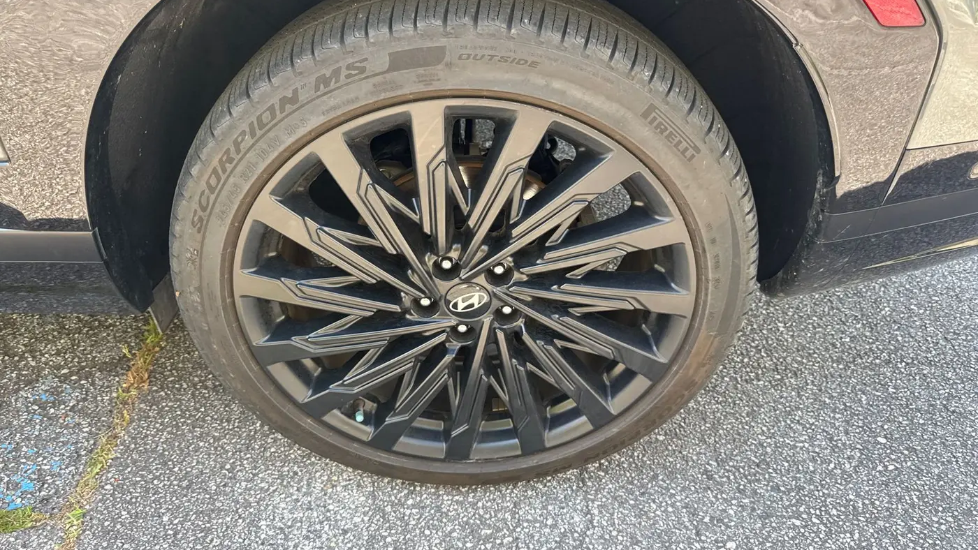 2025 Hyundai SANTA FE Calligraphy