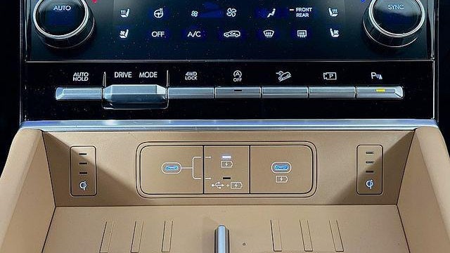 2026 Hyundai SANTA FE Calligraphy