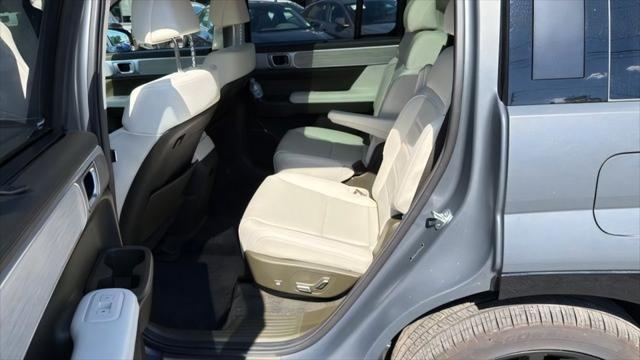 2024 Hyundai Santa Fe - $39,899