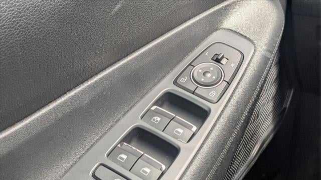 2021 Hyundai SANTA FE SE