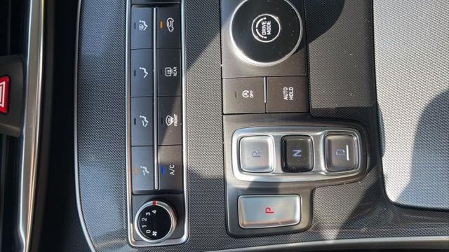 2021 Hyundai SANTA FE SE