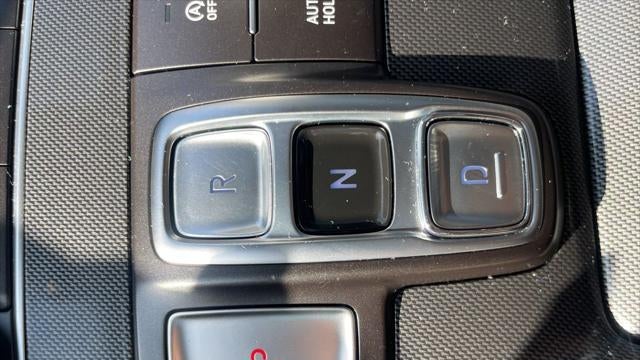 2021 Hyundai SANTA FE SE