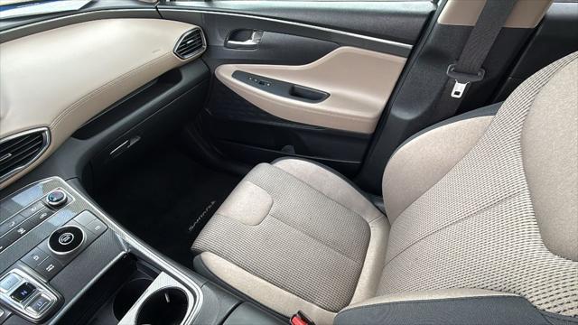 2023 Hyundai SANTA FE SE