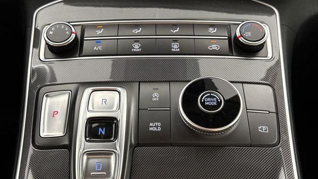 2021 Hyundai SANTA FE SE