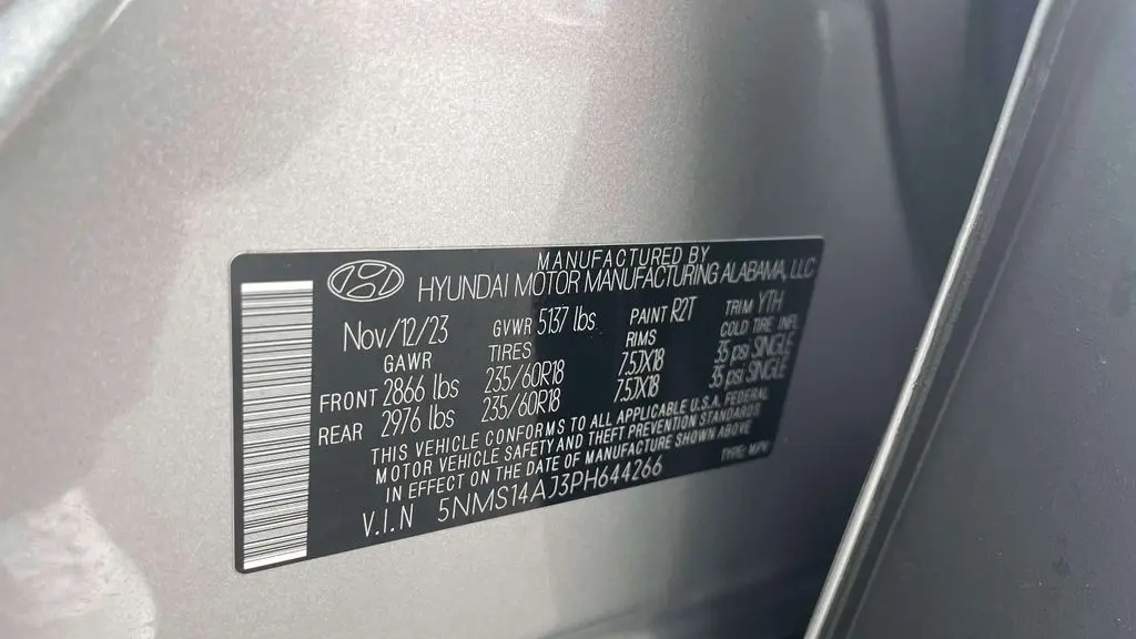 2023 Hyundai SANTA FE SE