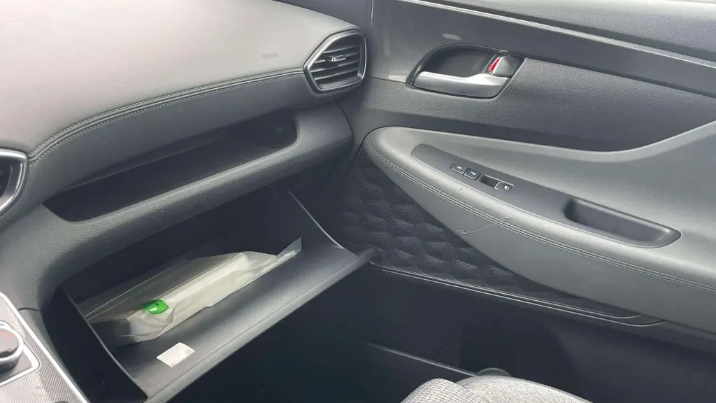 2023 Hyundai SANTA FE SE