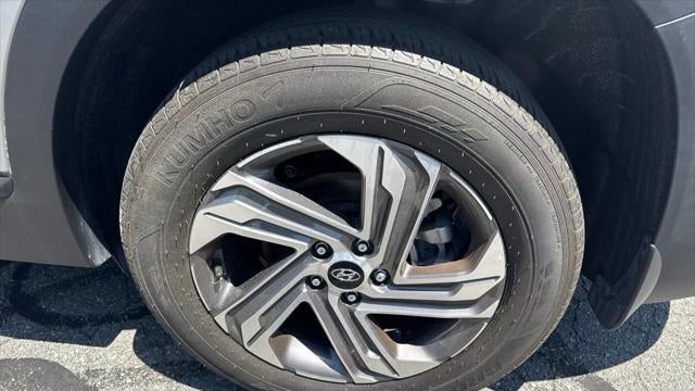 2023 Hyundai SANTA FE SE