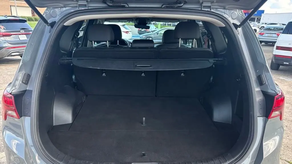 2022 Hyundai SANTA FE SE