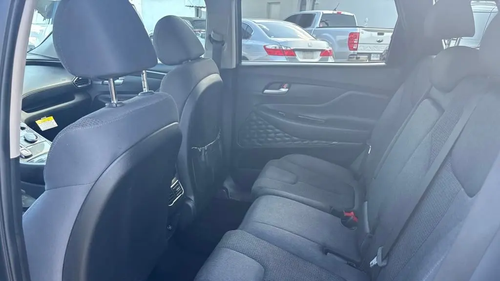 2022 Hyundai SANTA FE SE