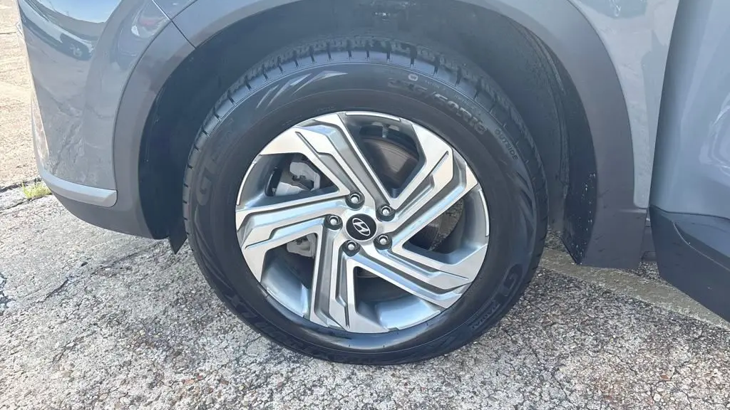 2022 Hyundai SANTA FE SE
