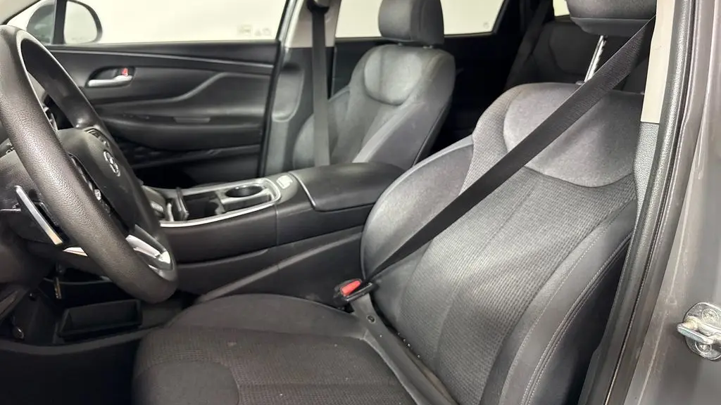 2022 Hyundai SANTA FE SE