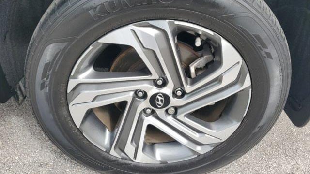 2023 Hyundai SANTA FE SE