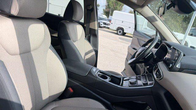 2023 Hyundai SANTA FE SE