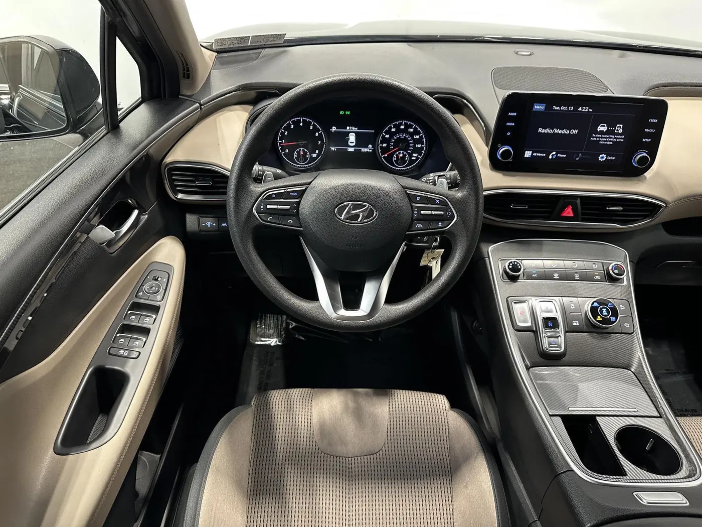 2023 Hyundai Santa Fe - $22,899