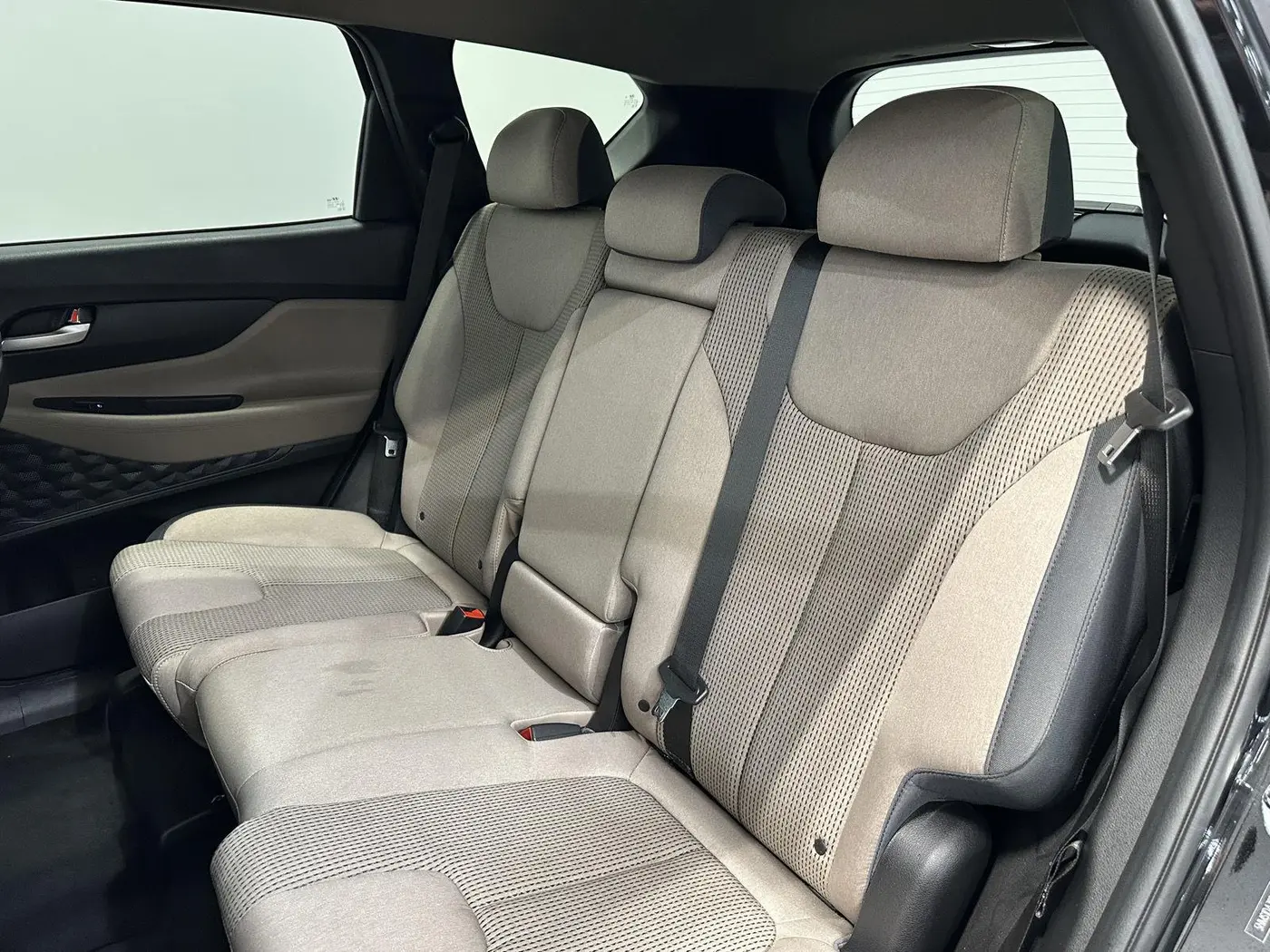 2023 Hyundai Santa Fe - $22,899