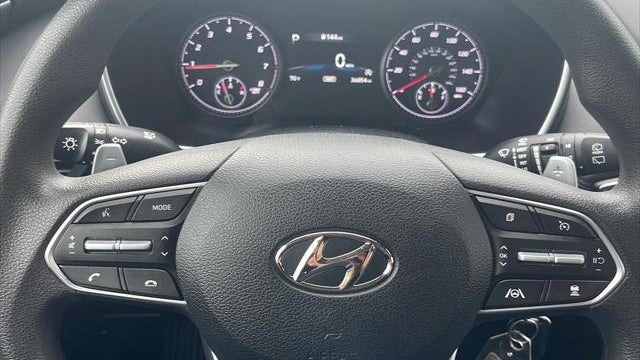 2023 Hyundai SANTA FE SE
