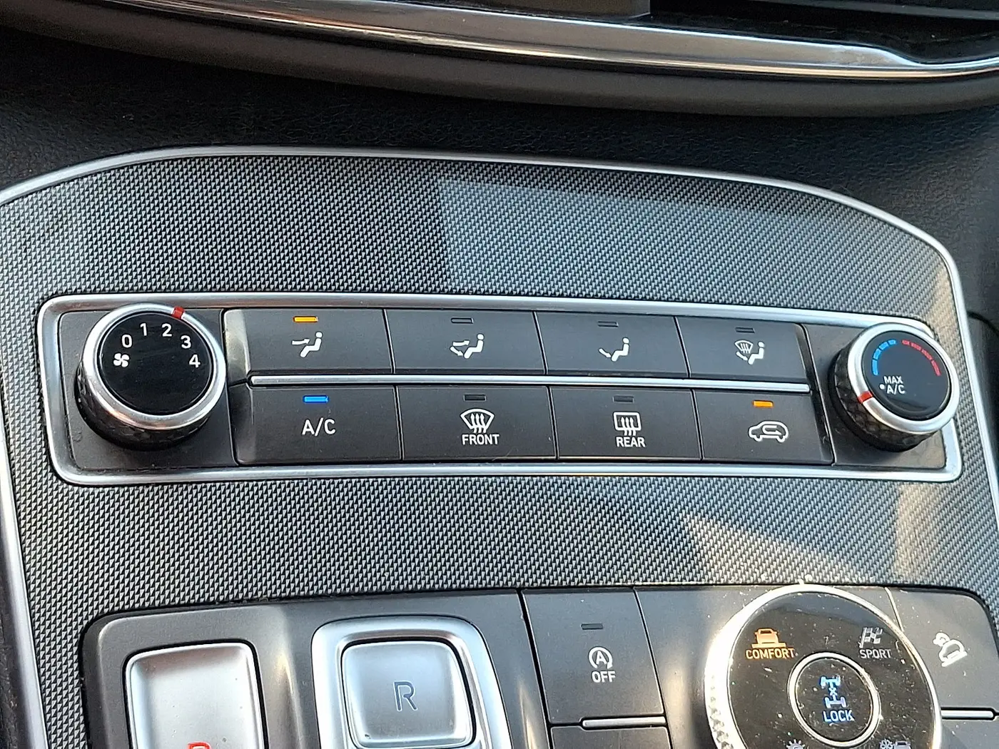 2023 Hyundai Santa Fe - $16,990