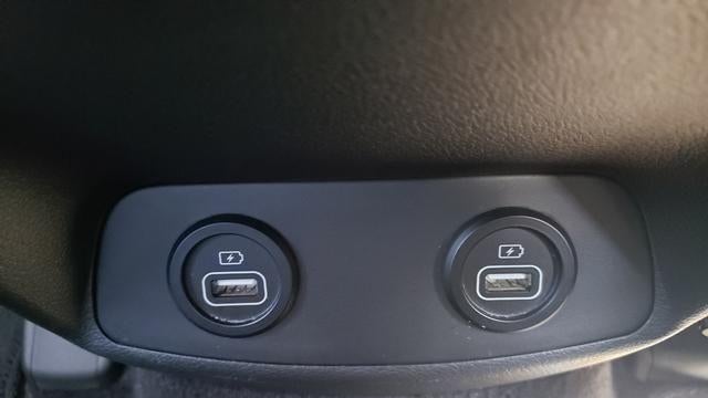 2021 Hyundai SANTA FE SE