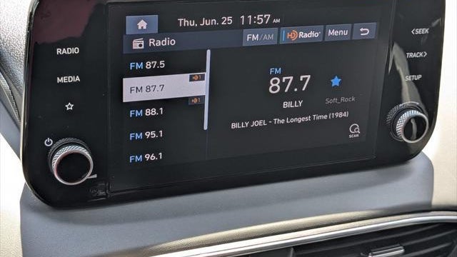 2023 Hyundai SANTA FE SE