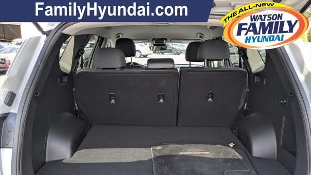 2023 Hyundai SANTA FE SE