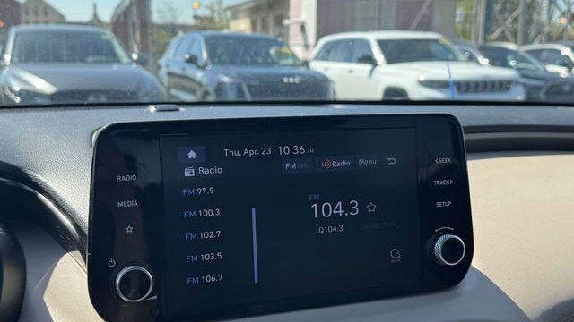 2022 Hyundai SANTA FE SE