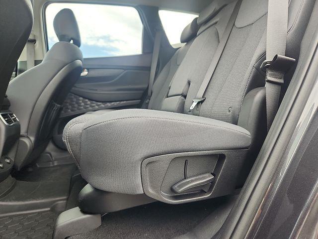 2023 Hyundai Santa Fe - $23,399
