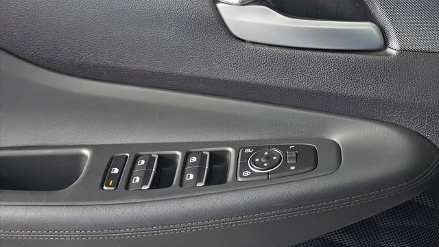 2021 Hyundai SANTA FE SE