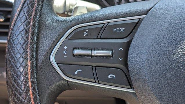 2022 Hyundai SANTA FE SE