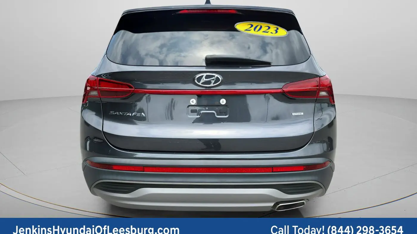 2023 Hyundai SANTA FE SE