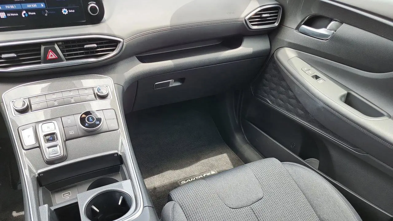 2023 Hyundai SANTA FE SE