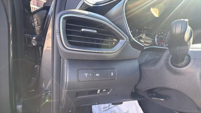 2023 Hyundai SANTA FE SE