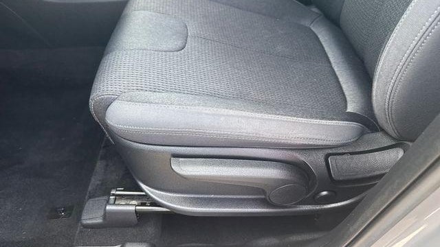 2021 Hyundai SANTA FE SE