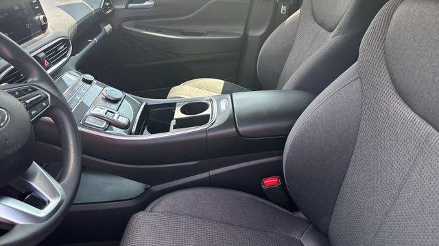 2021 Hyundai SANTA FE SE
