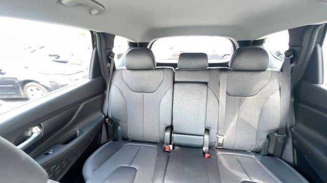 2023 Hyundai SANTA FE SE
