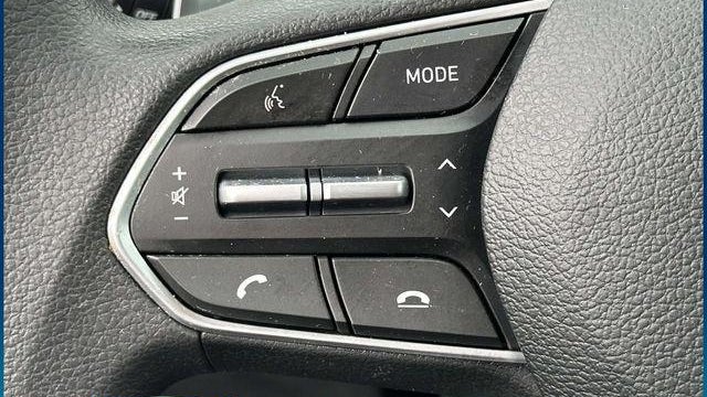 2022 Hyundai SANTA FE SE