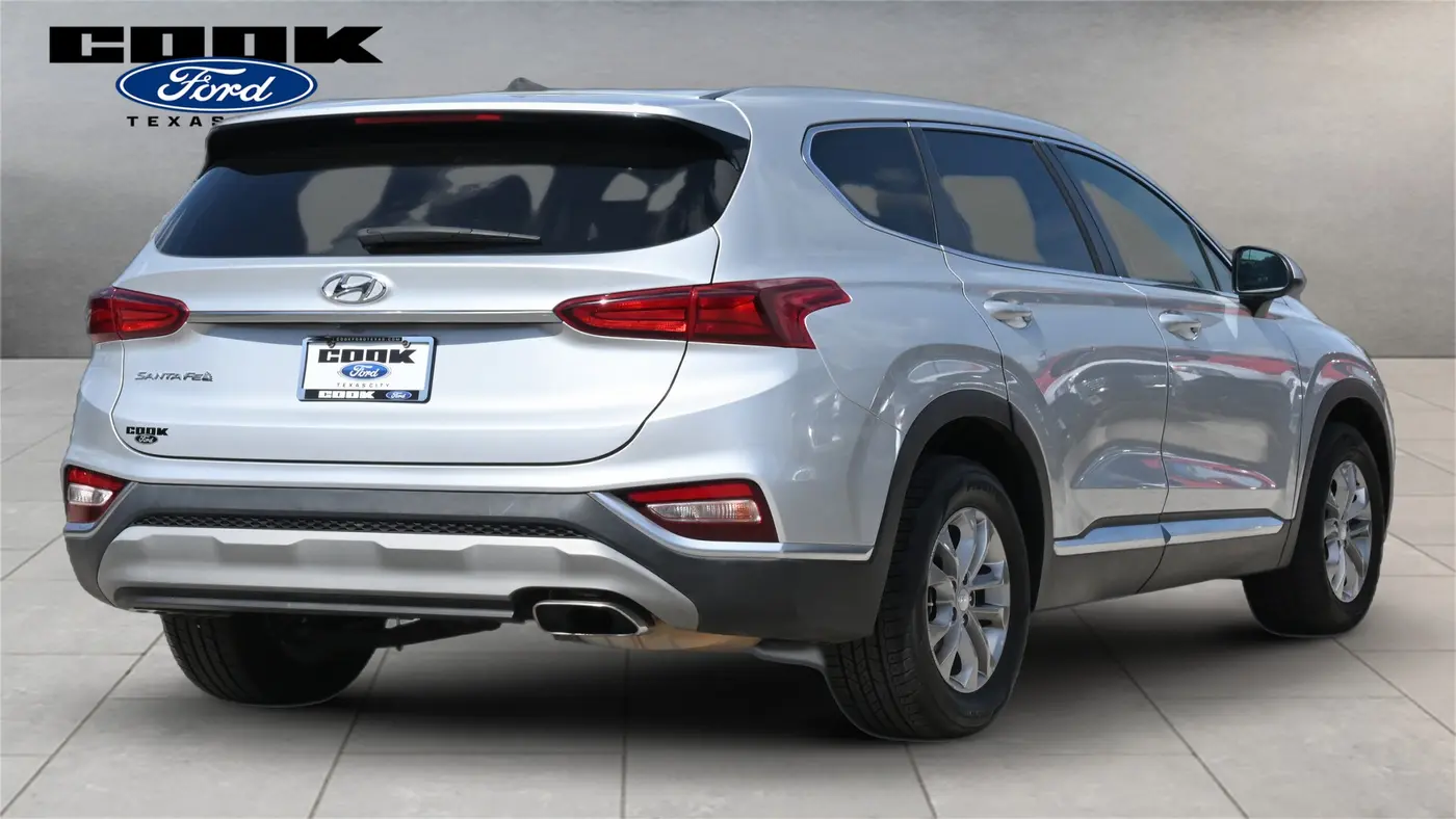 2020 Hyundai SANTA FE SE