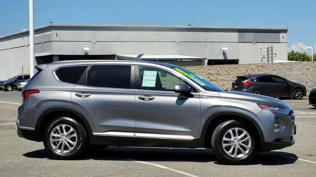 2019 Hyundai SANTA FE SE 2.4L