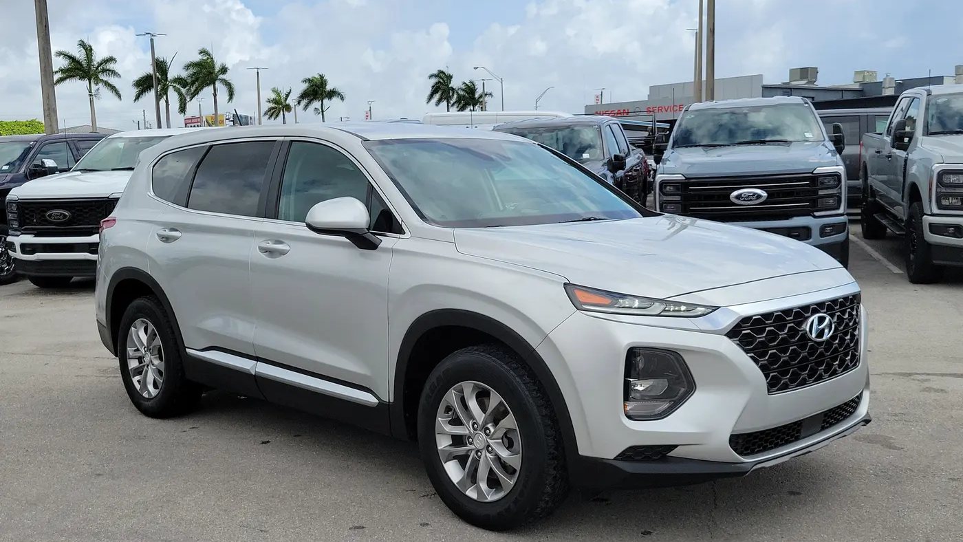 2020 Hyundai SANTA FE SE
