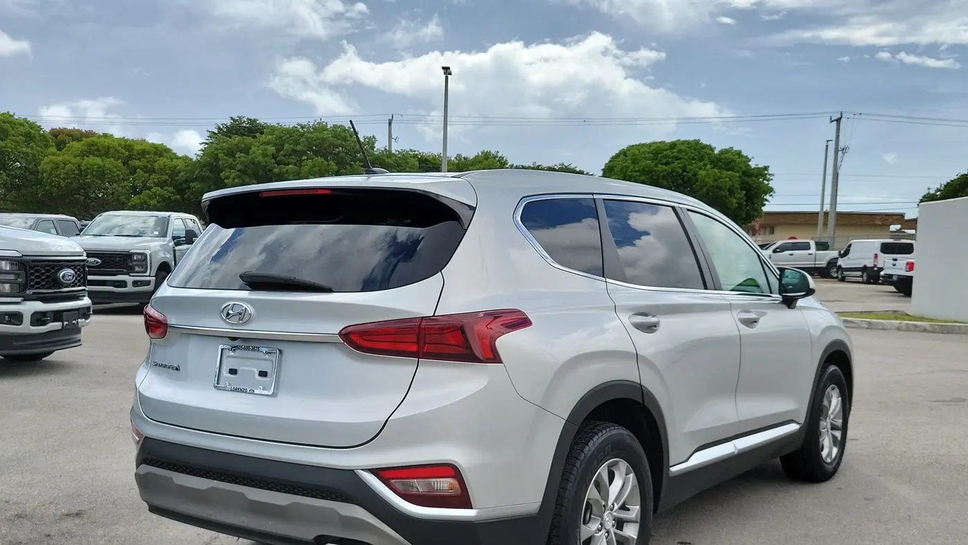 2020 Hyundai SANTA FE SE