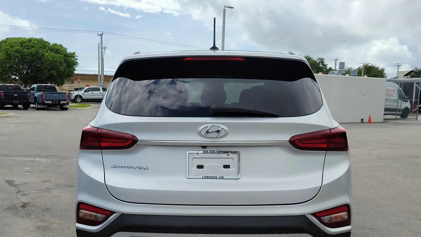 2020 Hyundai SANTA FE SE