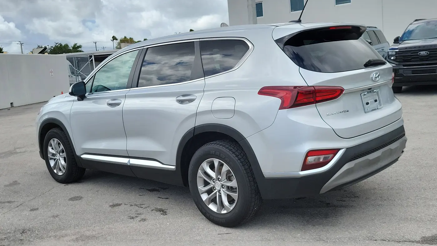 2020 Hyundai SANTA FE SE