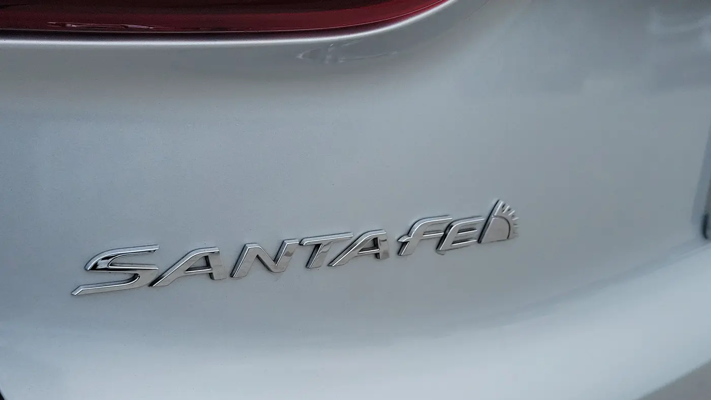 2020 Hyundai SANTA FE SE