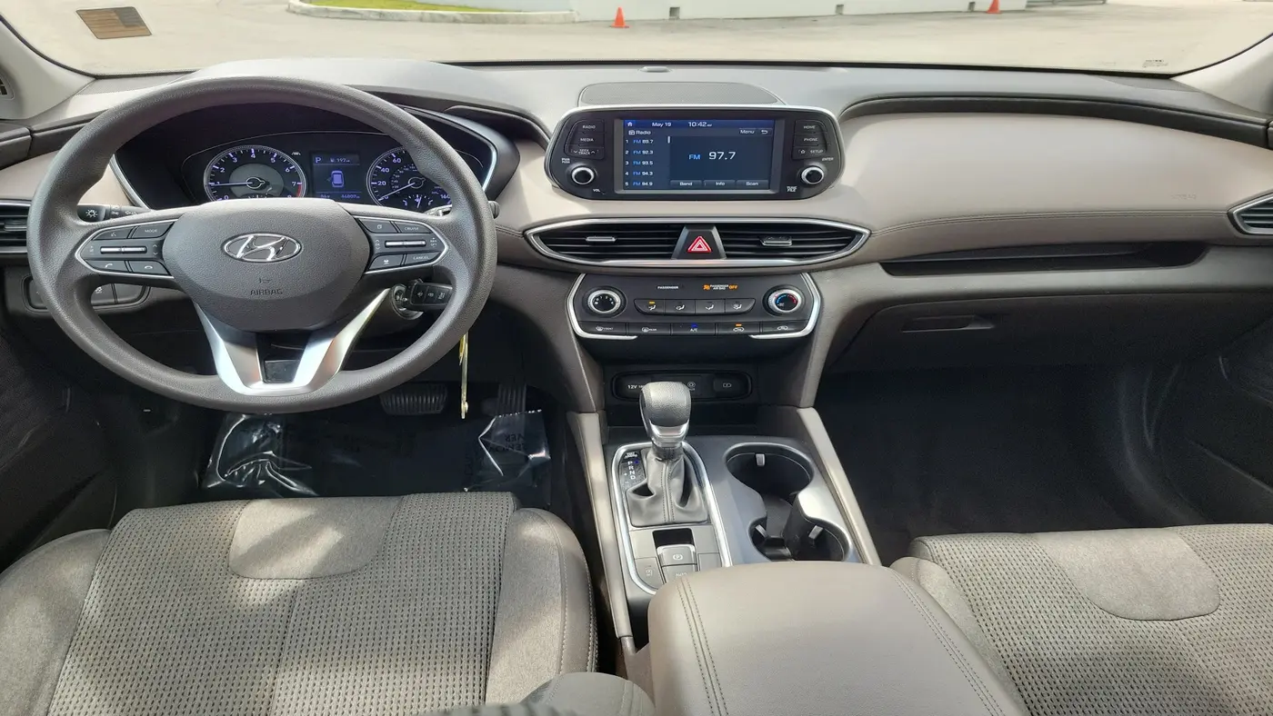 2020 Hyundai SANTA FE SE