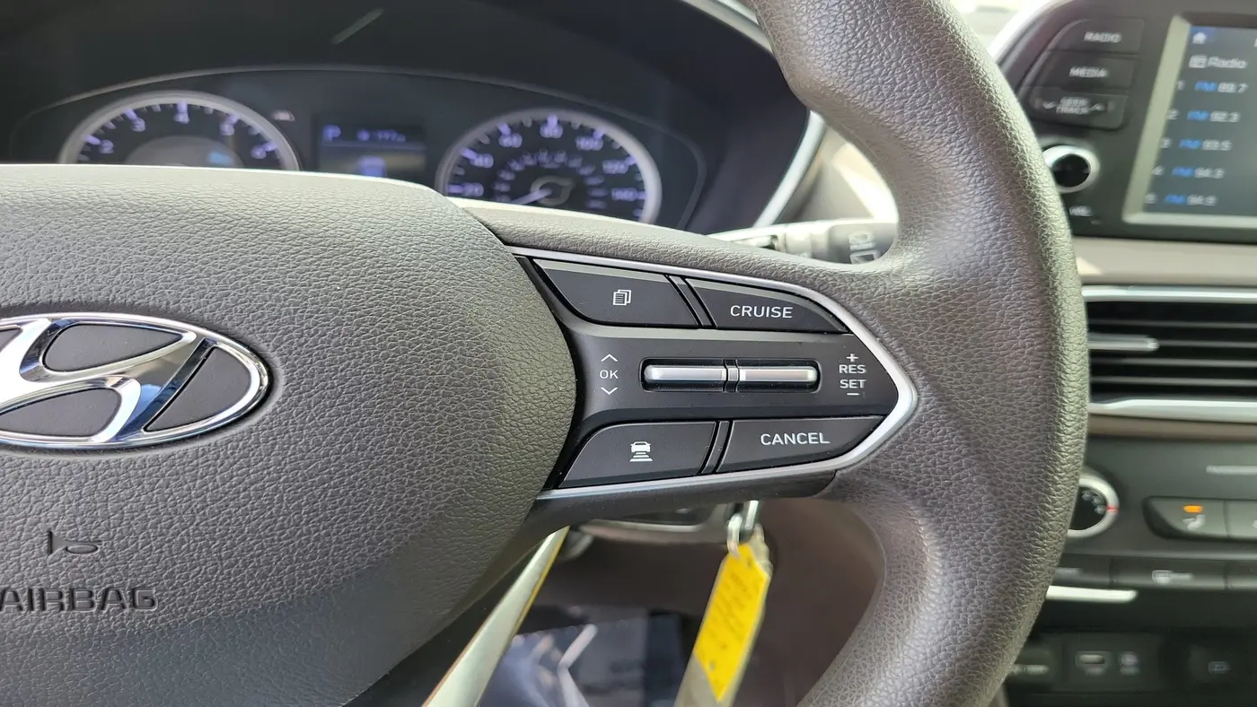2020 Hyundai SANTA FE SE