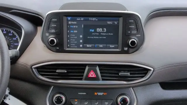 2020 Hyundai SANTA FE SE