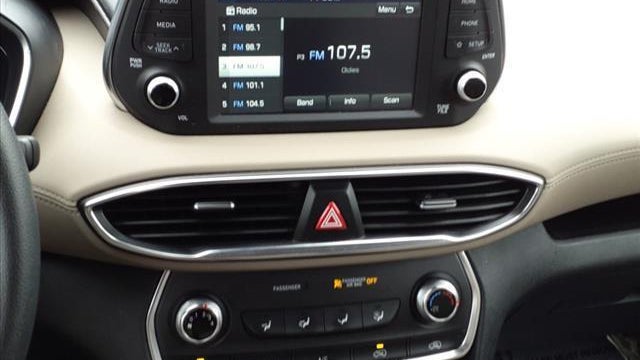 2020 Hyundai SANTA FE SE