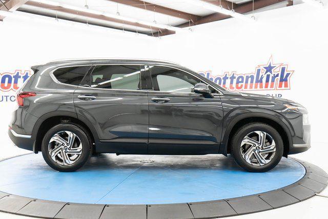 2023 Hyundai Santa Fe - $24,999