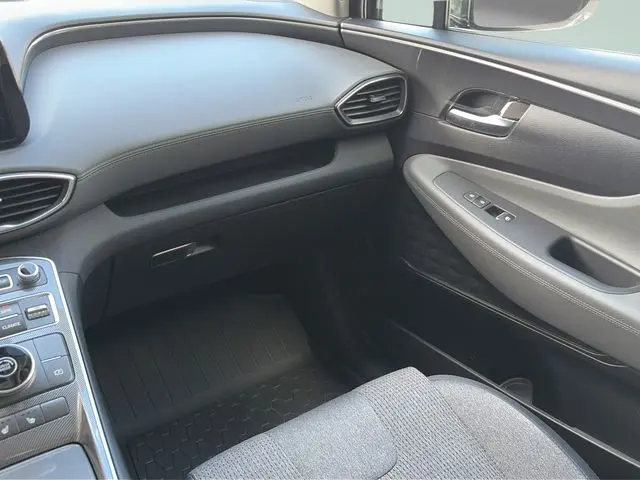 2023 Hyundai Santa Fe - $25,081