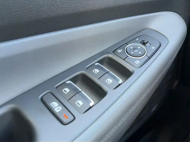 2023 Hyundai Santa Fe - $25,081
