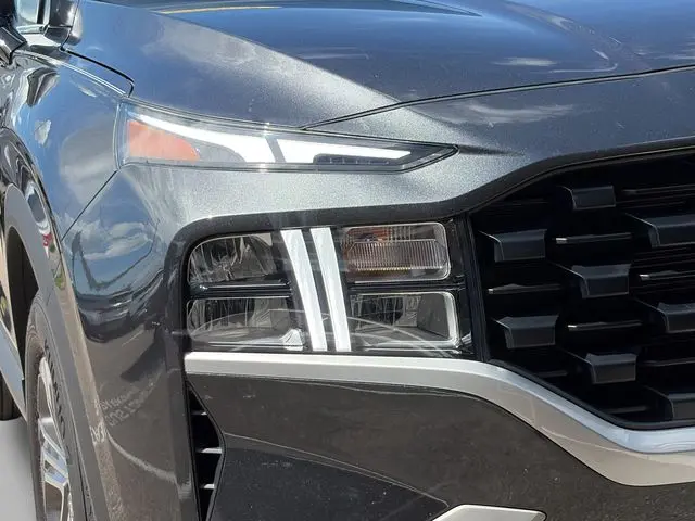2023 Hyundai Santa Fe - $25,081